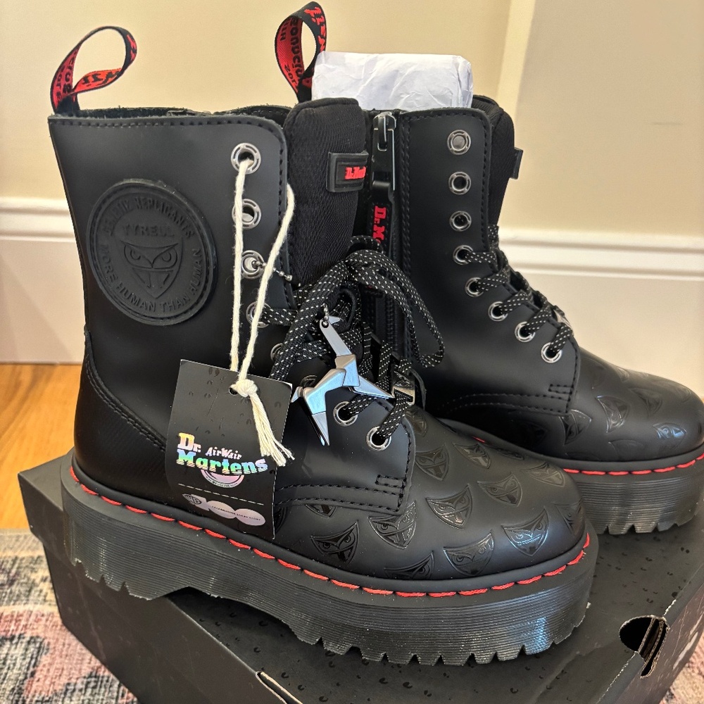 Brand new (never worn with tags) Blade Runner Dr. Martens